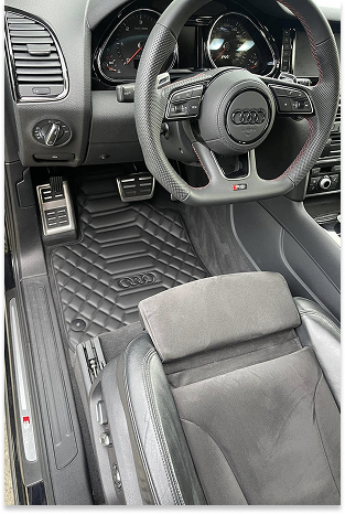 Vyšívání koberečku Audi RS